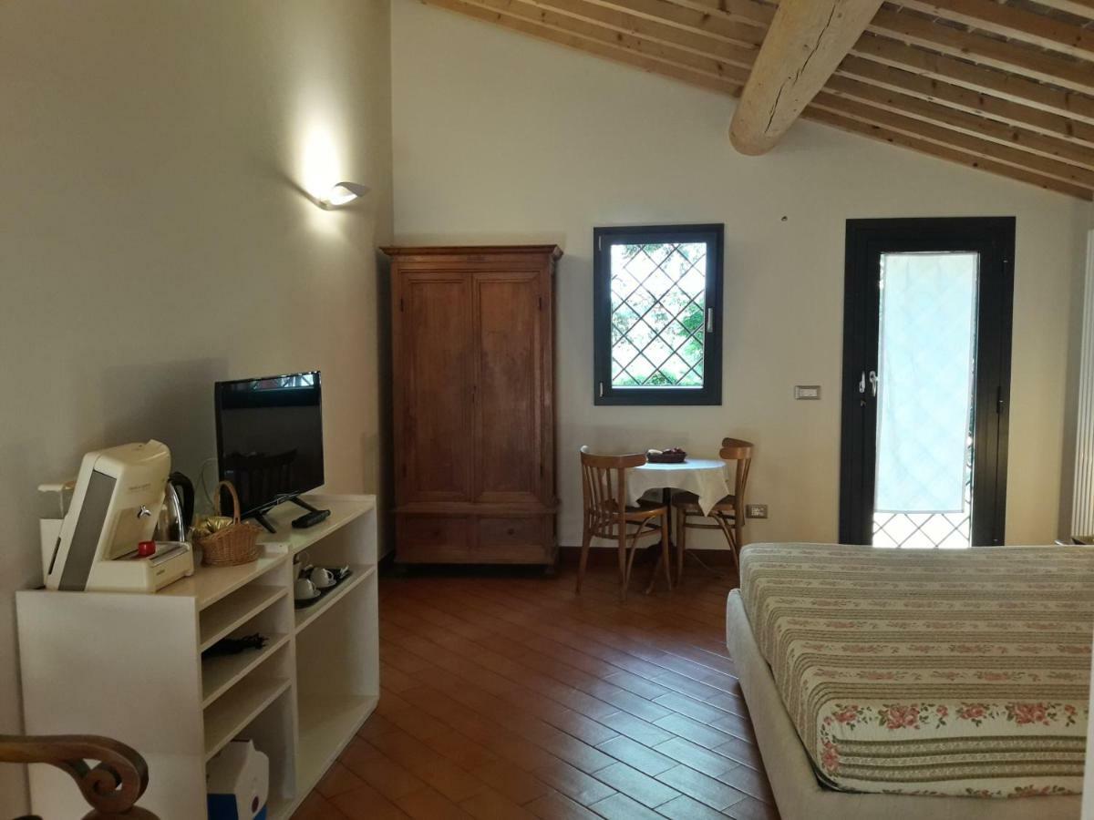 Agriturismo Le Cerbonche Rosignano Marittimo Buitenkant foto
